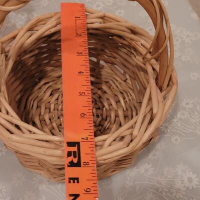 Lot 107: (3) Baskets
