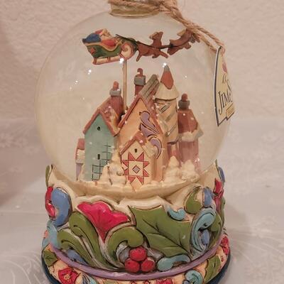 Lot 115: Jim Shore "Santa's Magical Journey" Snow Globe
