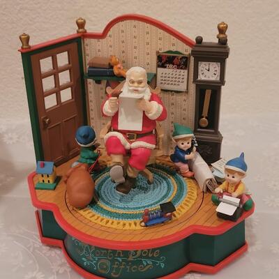 Lot 118: Music Box Santa in his Office