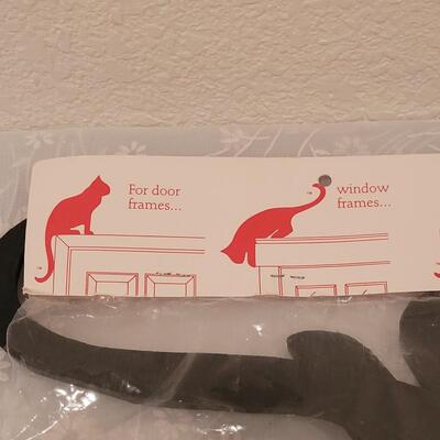 Lot 127: Cat Corner Silhouettes 