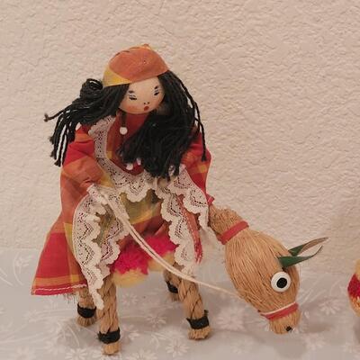 Lot 131: (2) Dolls