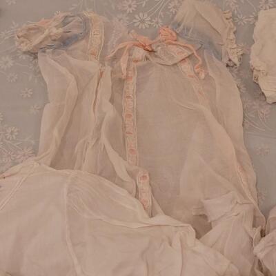 Lot 134: Antique/Vintage Baby or Doll Clothes