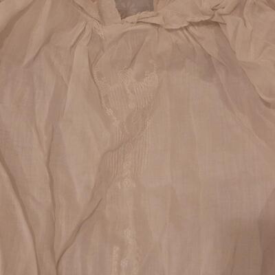 Lot 134: Antique/Vintage Baby or Doll Clothes
