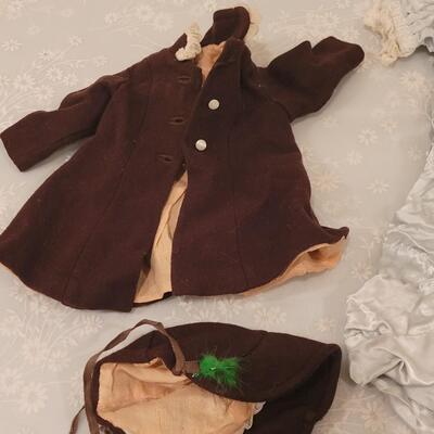 Lot 136: Antique/Vintage Doll Clothes