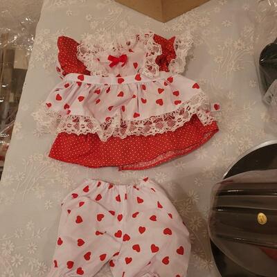 Lot 143: Vintage Doll Clothes & Accessories 