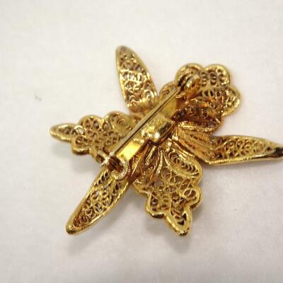 Gorgeous Filigree Gold Tone Flower Pin, Center Pearl 