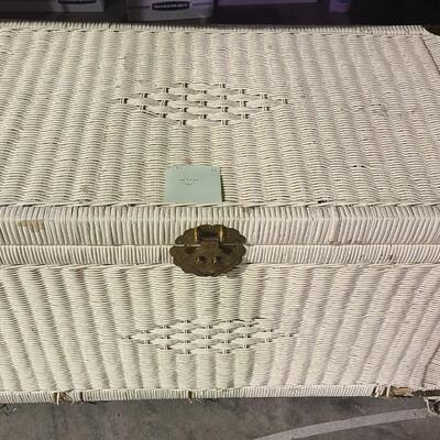 Wicker Chest 17"T x 32" x 18" -Item #127
