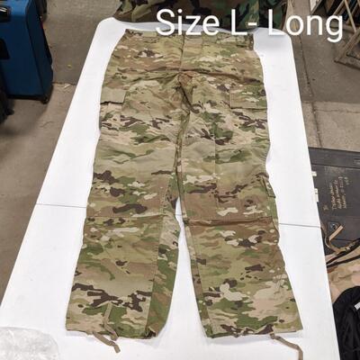 #136 Camo Army Pants 