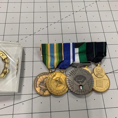 #182 Medals & Navy Keepsake