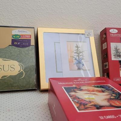 Lot 158: Assorted NEW Christmas Card