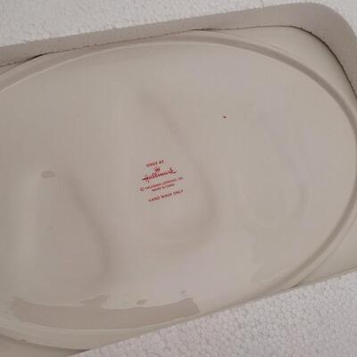 Lot 166: New Hallmark Large Christmas Platter