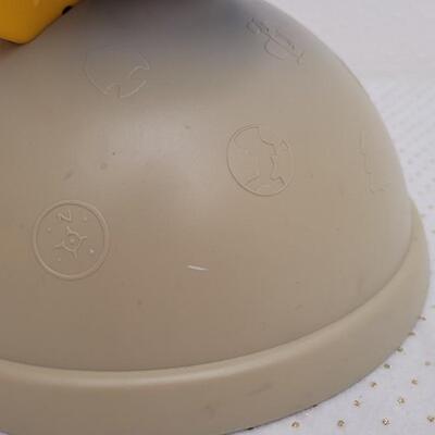 Lot 193: Vintage V TECH Children's World Discovery Toy - Needs Batteries 