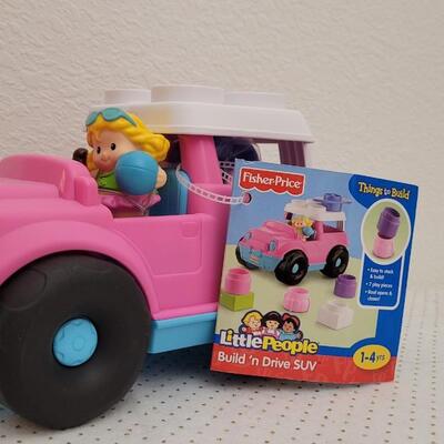 Lot 196: New LITTLE PEOPLE Children's Toy Car w/ Driver