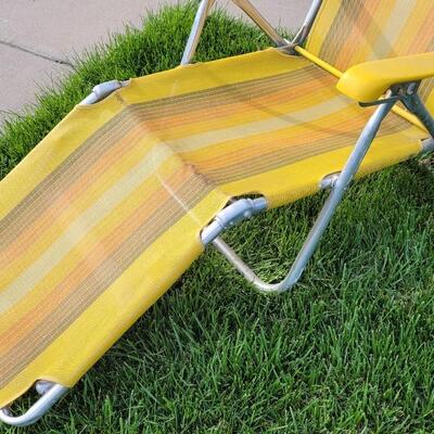 Lot 200: Vintage Yellow Striped Folding Lounge Chair 