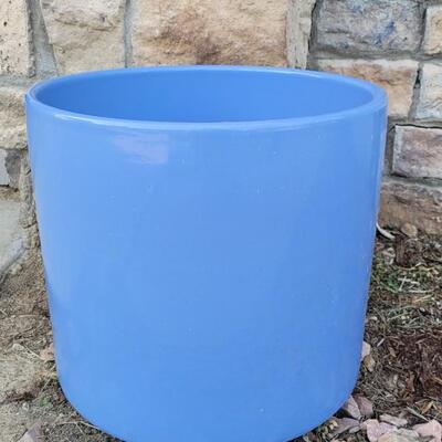 Lot 207: 14" Tall x 15" Wide Large Flower Pot 