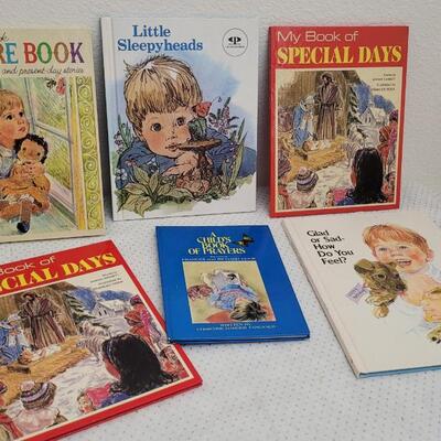 Lot 213: Assorted Frances Hook Children's Books 