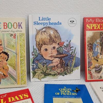 Lot 213: Assorted Frances Hook Children's Books 