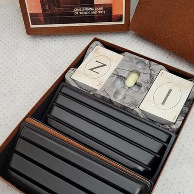 Lot 218: Vintage Family Board Games - FOIL and QUINTO