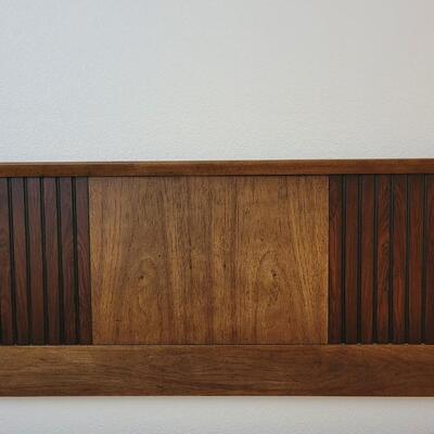 Lot 221: Vintage LANE Mid Century Modern Queen Size Bed w/ Serta Mattress