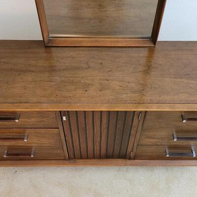 Lot 222: Vintage LANE Mid Century Modern Dresser w/ Mirror