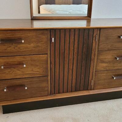 Lot 222: Vintage LANE Mid Century Modern Dresser w/ Mirror