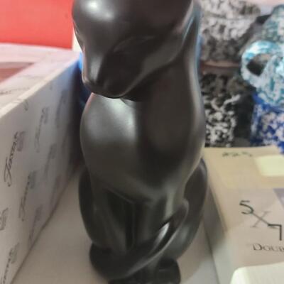Cat Statue 9"Tall  -Item #139
