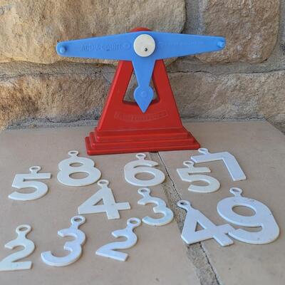 Lot 230: Vintage Add a Count Scale