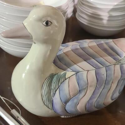 Duck Statue 9"L -Item #150