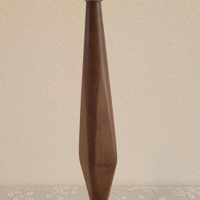 Lot 238: Mid Century Modern Walnut and Brass Lamp #3
