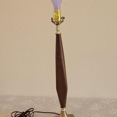 Lot 238: Mid Century Modern Walnut and Brass Lamp #3