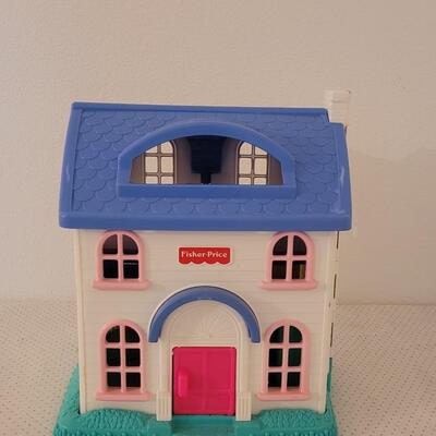 Lot 241: Fisher Price Little People House