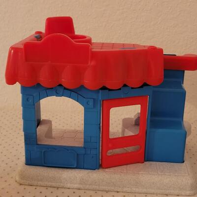 Lot 242: Little People Toys