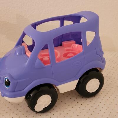 Lot 242: Little People Toys