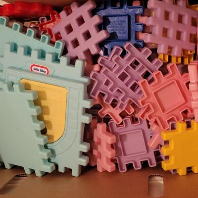 Lot 246: Box of Little Tikes Blocks