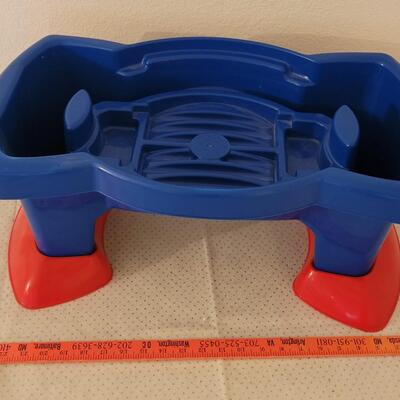 Lot 250: Mega Bloks Table