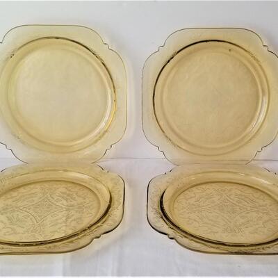 Lot #262  Lot of 4 Depression Era "Madrid" Dinner Plates