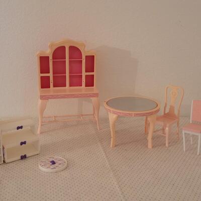 Lot 257: Vintage Barbie Furniture 