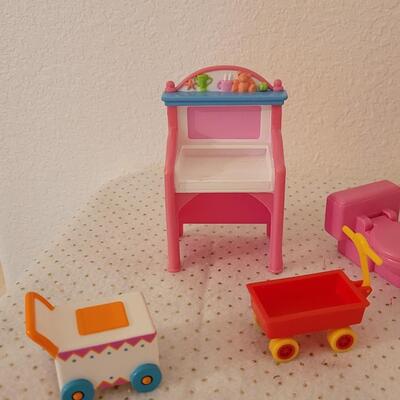 Lot 266: Vintage Mini Doll Furniture, Car and Others