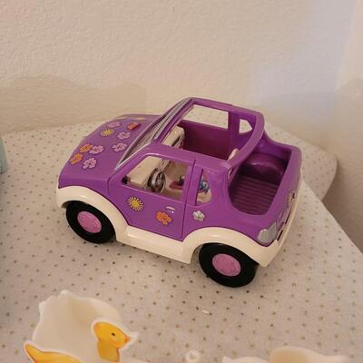 Lot 266: Vintage Mini Doll Furniture, Car and Others