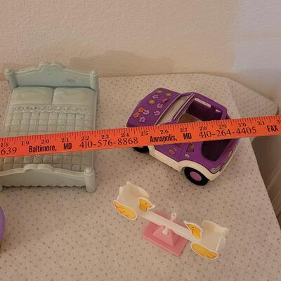 Lot 266: Vintage Mini Doll Furniture, Car and Others