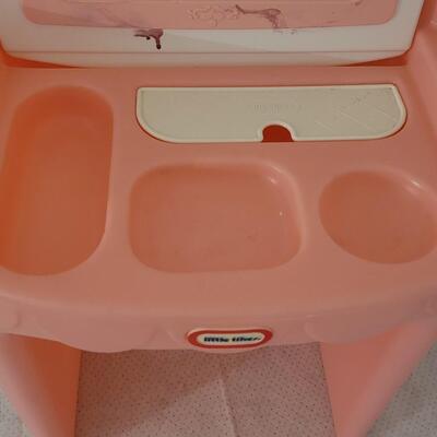 Lot 270: Vintage LITTLE TIKES Pink Vanity Desk