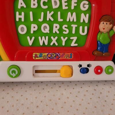 Lot 273: Leap Frog Driving Activity and ABC & 123 Pad