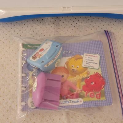 Lot 274: Leap Pad with Cartridges and Book
