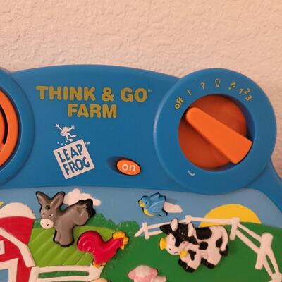Lot 276: LEAP FROG Think & Go Farm and Talk n' Learn Alphabet 
