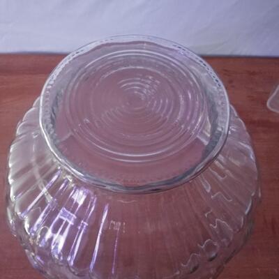 Punch bowl lot