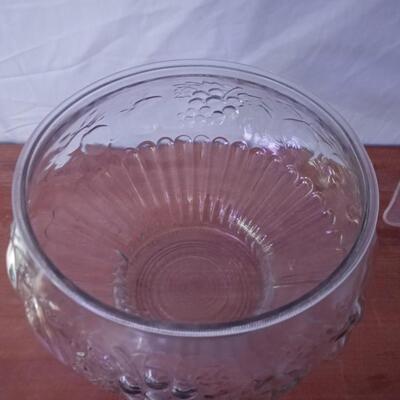 Punch bowl lot