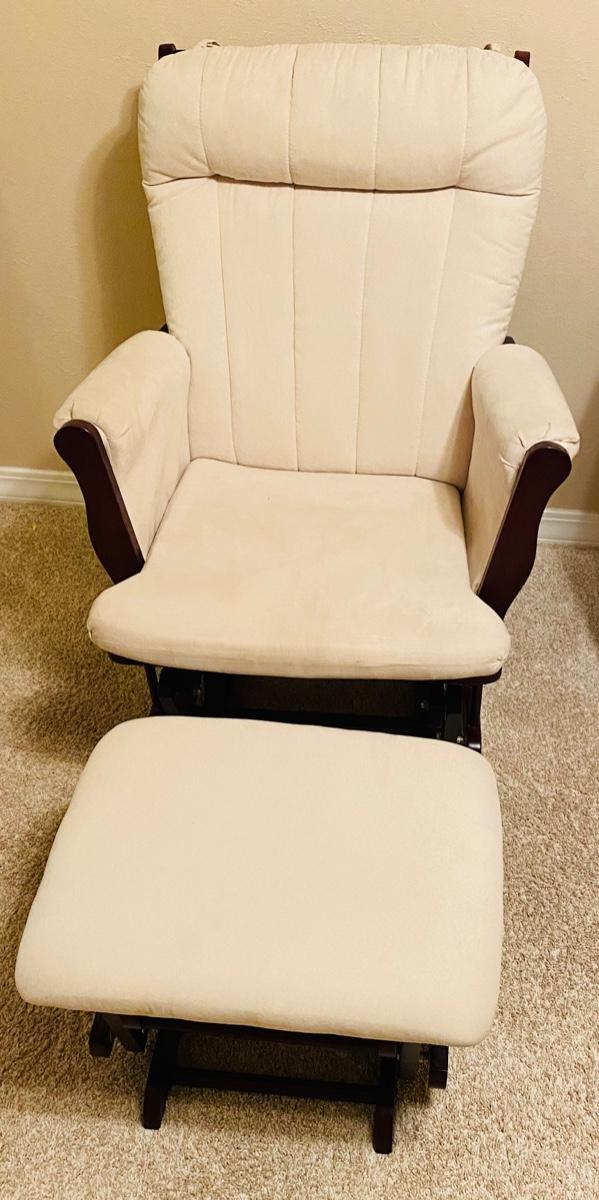 Graco Rocker with Ottoman