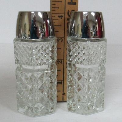 Clear Anchor Hocking Wexford Shakers Set