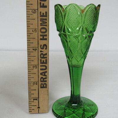 EAPG Green Bud Vase Pennsylvania Pattern US Glass Co