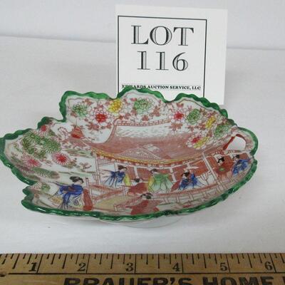 Vintage Giesha Girl Leaf Shaped Bowl With Green Trim